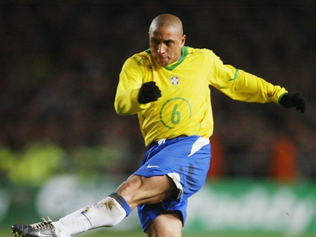 Roberto Carlos em campo pela Seleção Brasileira 