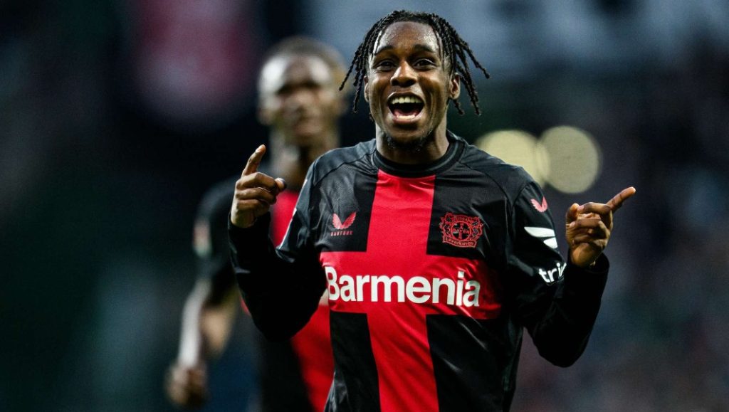 Jeremie Frimpong playing for Bayer Leverkusen