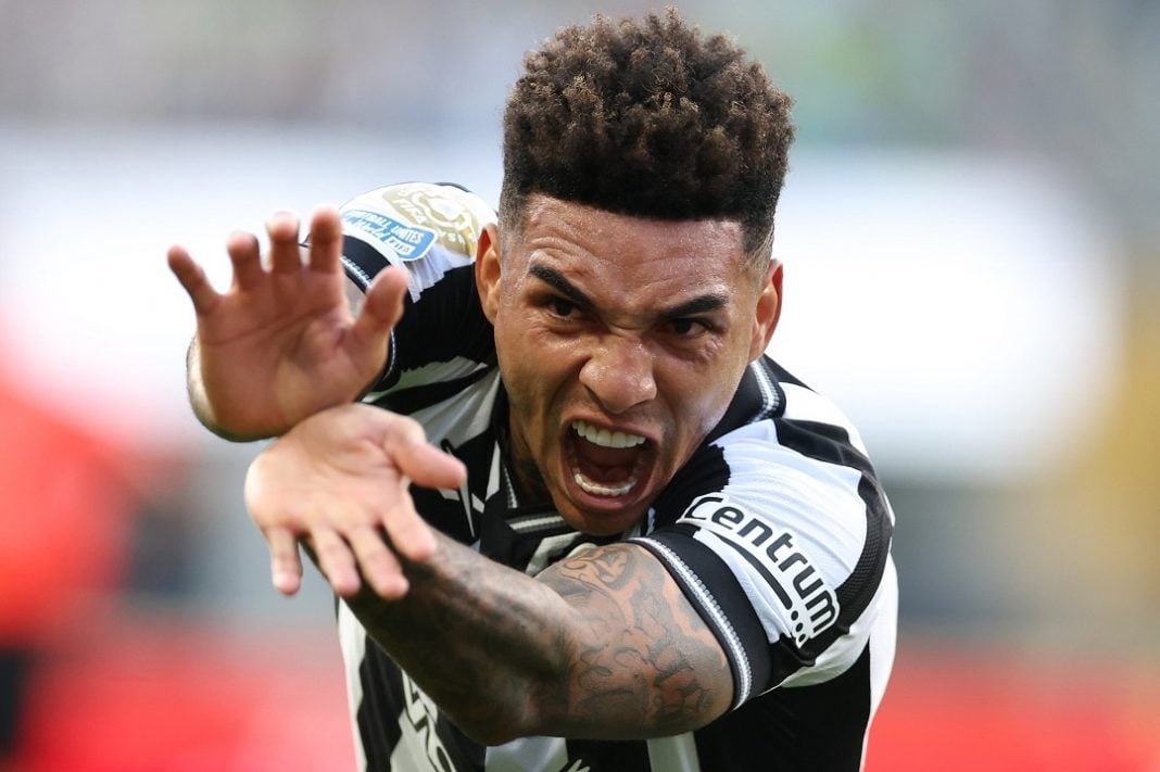 Jogador do Botafogo comemora gol no Mundial de Clubes FIFA