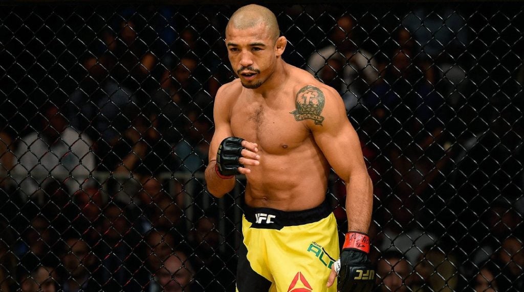 José Aldo prepara a guarda no octógono do UFC