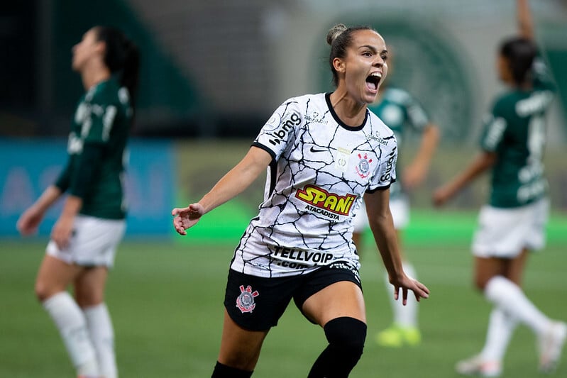 Gabi Portilho comemora gol das Brabas em Derby Paulista no feminino